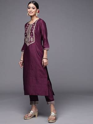 Women Purple & Cream Embroidered Gotta Patti Kurta with Trousers & Dupatta 6