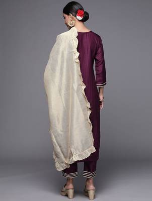 Women Purple & Cream Embroidered Gotta Patti Kurta with Trousers & Dupatta 7
