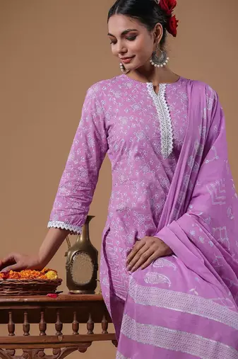 Women Lavender & White Floral Printed Gotta Patti Kurta with Palazzos & Dupatta