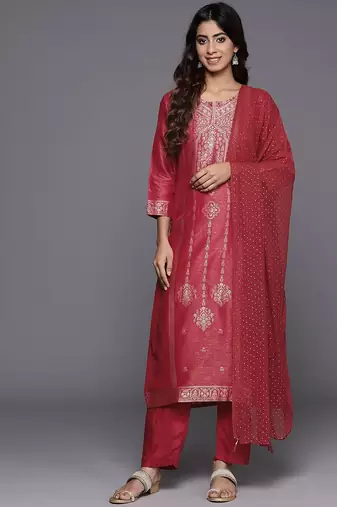 Ethnic Motifs Jacquard Kurta with Trousers & Dupatta