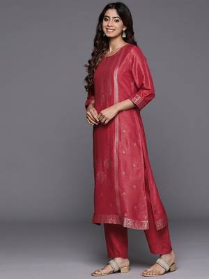 Ethnic Motifs Jacquard Kurta with Trousers & Dupatta 6