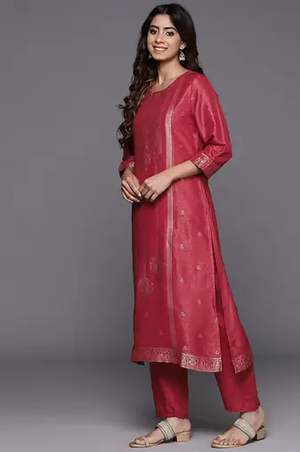 Ethnic Motifs Jacquard Kurta with Trousers & Dupatta
