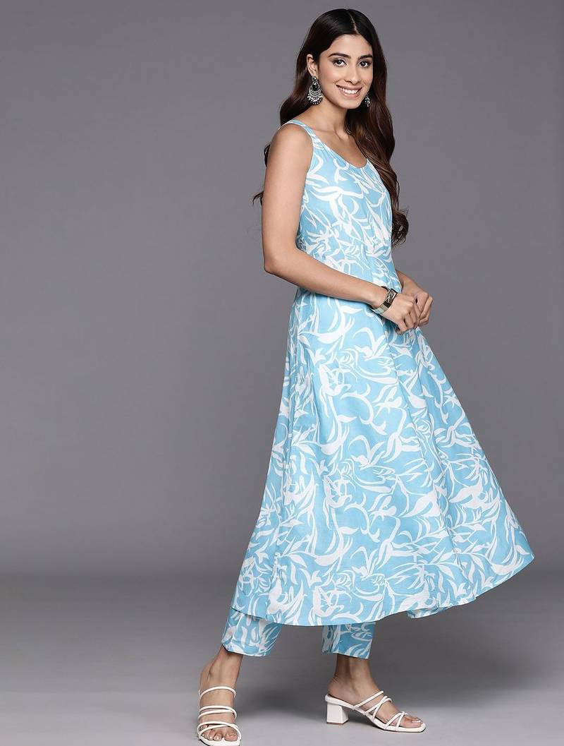 Floral Printed Pure Cotton Kurta with Trousers & Dupatta