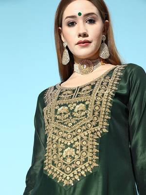 Ethnic Motifs Liva Kurta Set 4