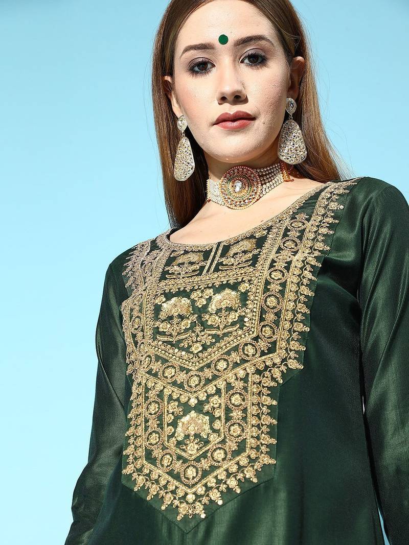 Ethnic Motifs Liva Kurta Set