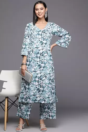 Women Floral Printed Regular Silk Crepe Kurta with Trousers