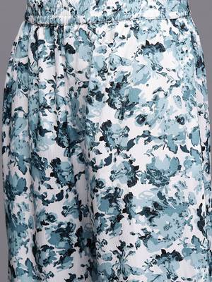 Women Floral Printed Regular Silk Crepe Kurta with Trousers 3