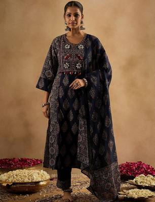 Women Ethnic Motifs Embroidered Panelled Mirror Work Pure Cotton Kurta 2