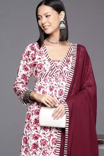 Women Printed Pure Cotton Kurta With Palazzos & Dupatta