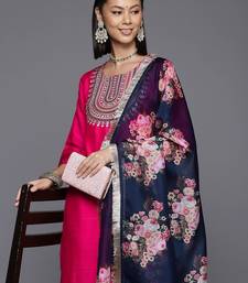 Women Yoke Design Regular Sequinned Kurta with Trousers & With Dupatta