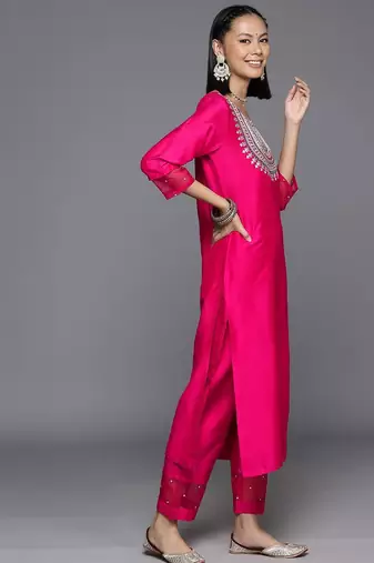 Women Yoke Design Regular Sequinned Kurta with Trousers & With Dupatta