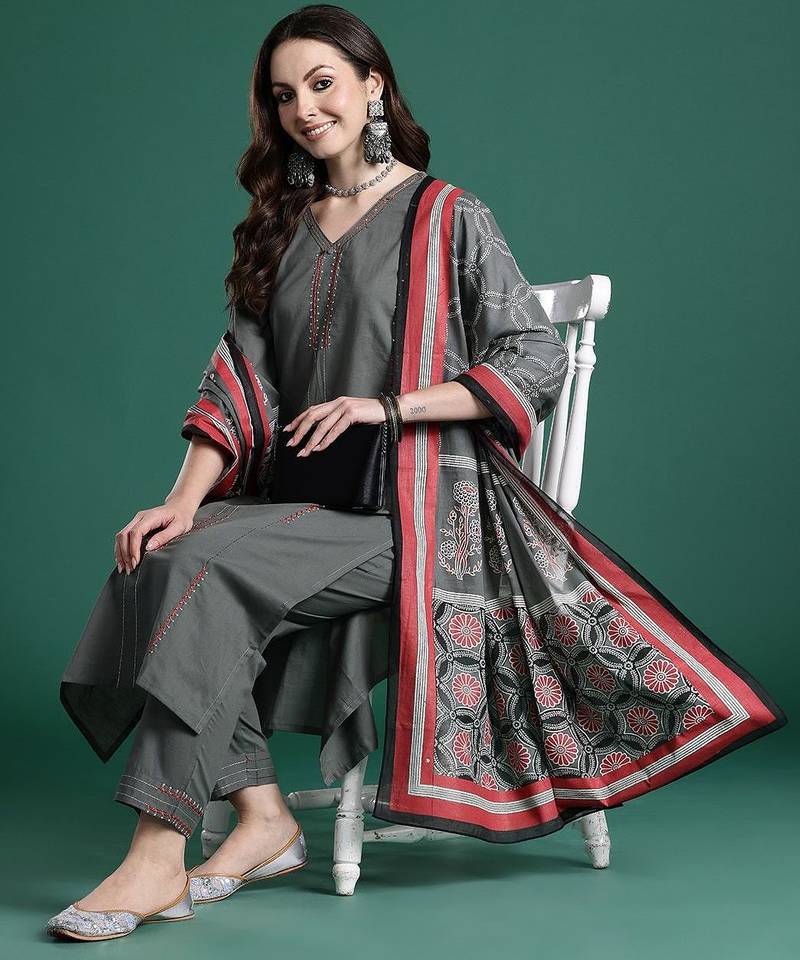 Embroidered Thread Work Pure Cotton Kurta with Trousers & With Dupatta