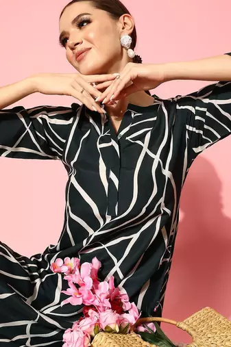 Fusion Abstract Printed Regular Kurta with Trousers