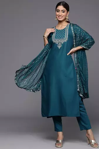 Ethnic Motifs Embroidered Regular Sequinned Kurta with Trousers & Dupatta