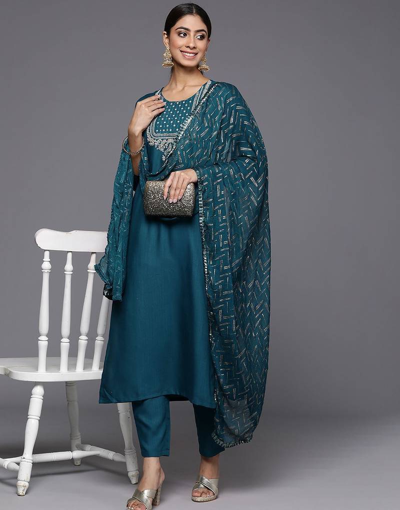 Ethnic Motifs Embroidered Regular Sequinned Kurta with Trousers & Dupatta