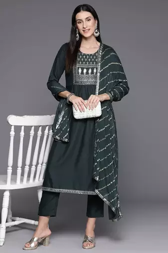 Women Ethnic Motifs Yoke Design Regular Sequinned Kurta with Trousers & Dupatta