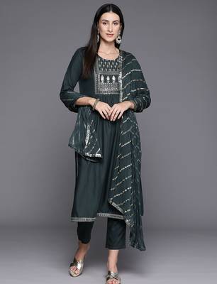 Women Ethnic Motifs Yoke Design Regular Sequinned Kurta with Trousers & Dupatta 5
