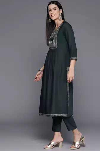 Women Ethnic Motifs Yoke Design Regular Sequinned Kurta with Trousers & Dupatta
