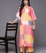 Women Printed Regular Kurta with Trousers