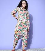 Women Floral Printed Regular Kurta with Trousers