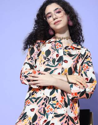 Women Printed Regular Kurta with Trousers 2