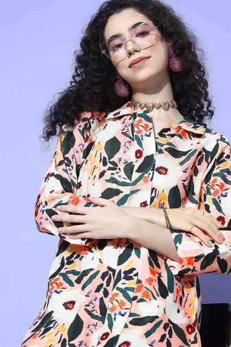 Women Printed Regular Kurta with Trousers