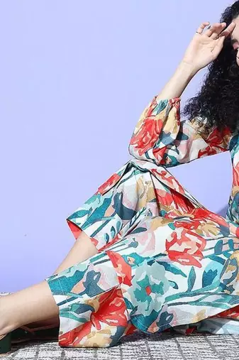 Women Floral Printed Regular Kurta with Palazzos