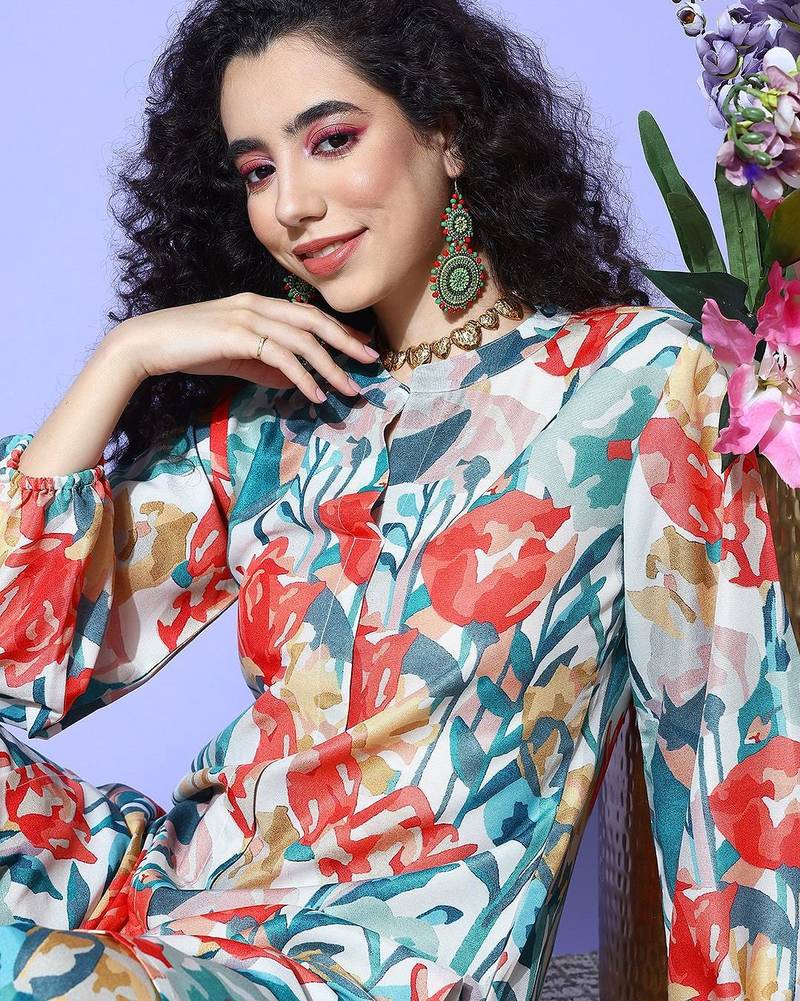 Women Floral Printed Regular Kurta with Palazzos