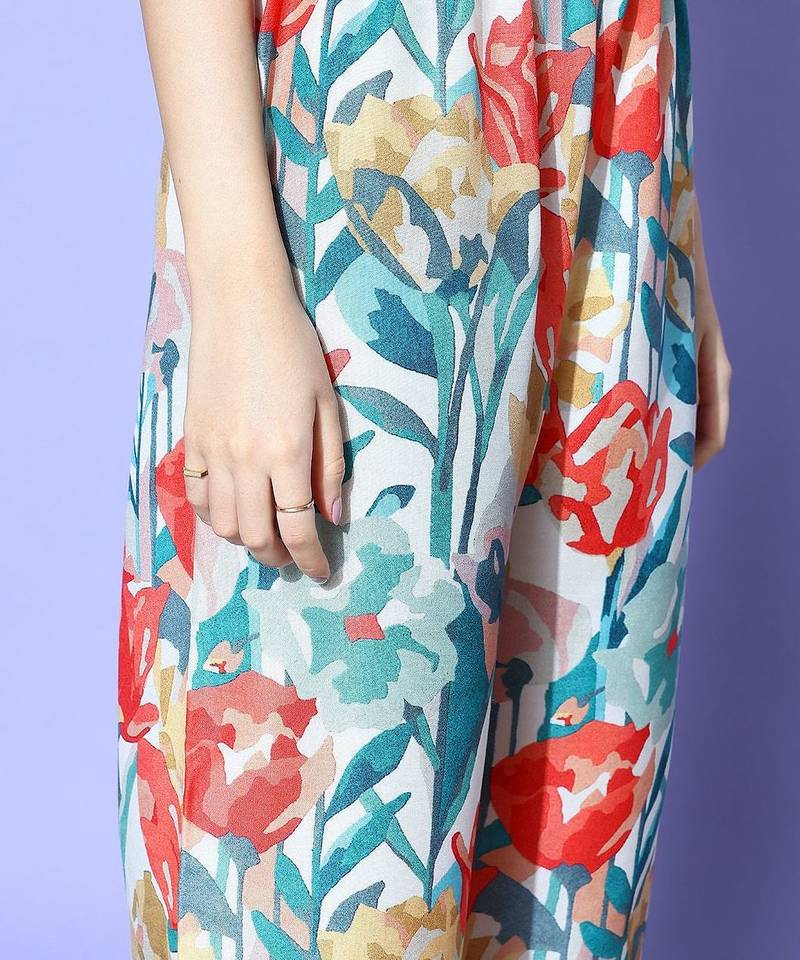 Women Floral Printed Regular Kurta with Palazzos