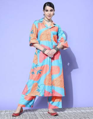 Women Printed Regular Kurta with Trousers 3
