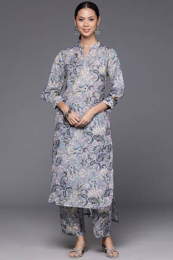 Women Paisley Printed Regular Kurta With Trousers