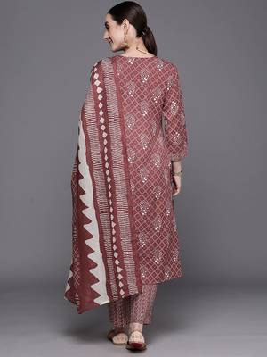 Bandhani Printed Regular Thread Work Pure Cotton Kurta With Trousers & Dupatta 7