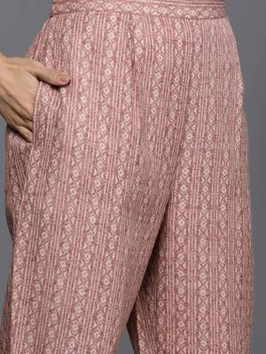 Floral Printed Regular Sequinned Pure Cotton Kurta With Trousers & Dupatta 4
