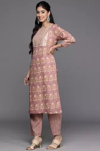 Floral Printed Regular Sequinned Pure Cotton Kurta With Trousers & Dupatta