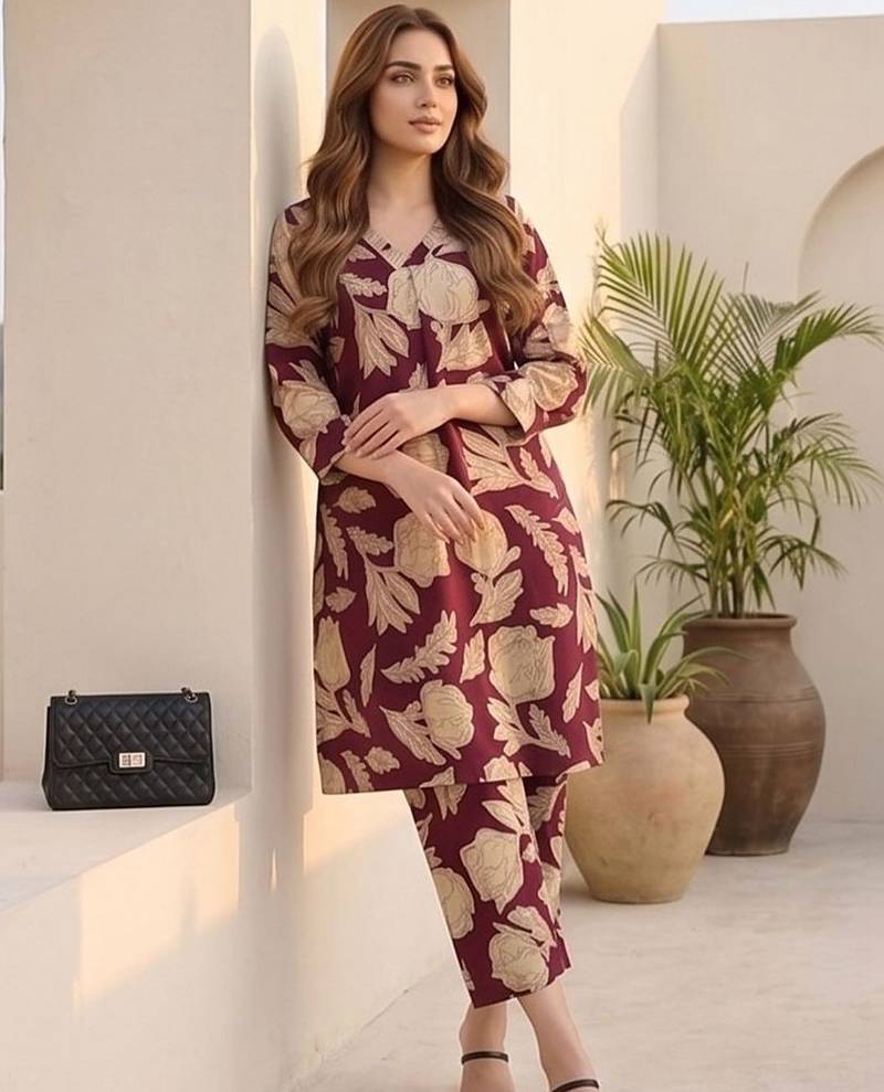 Women Floral Printed Regular Pure Cotton Kurta with Trousers