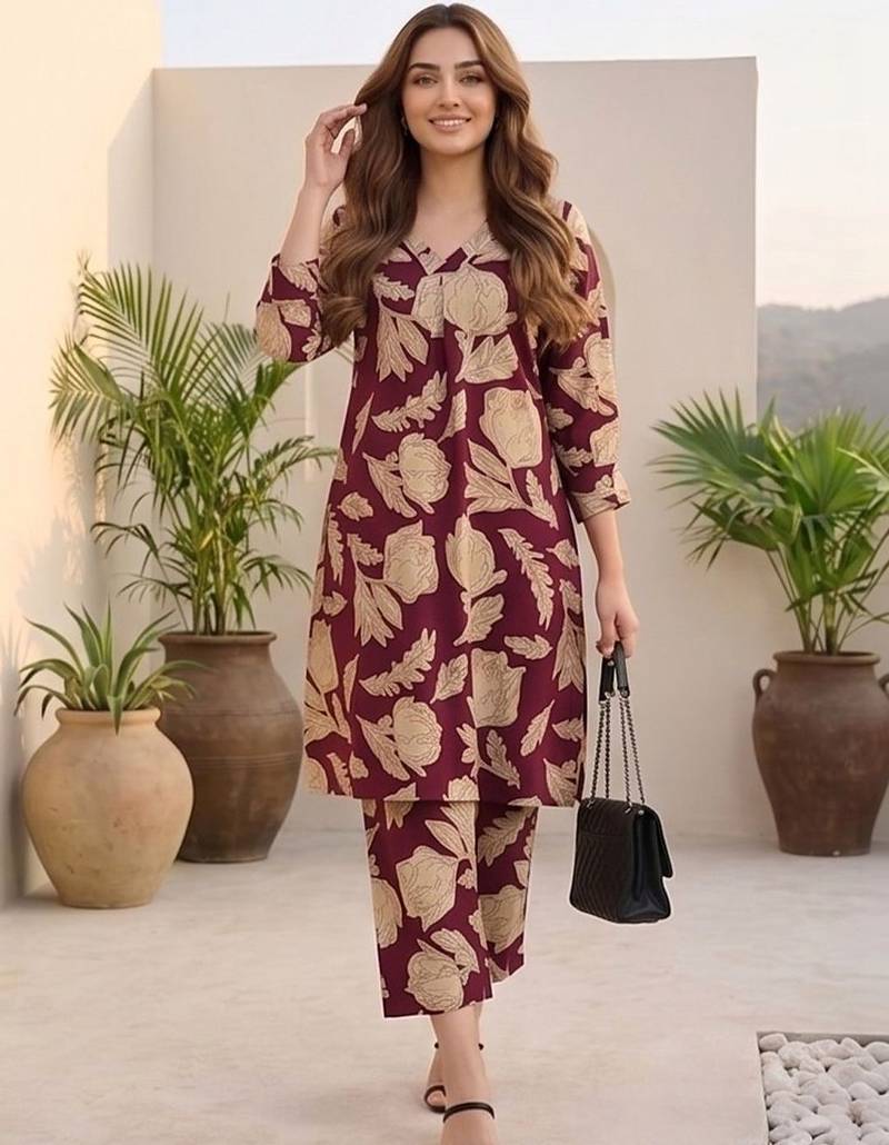Women Floral Printed Regular Pure Cotton Kurta with Trousers