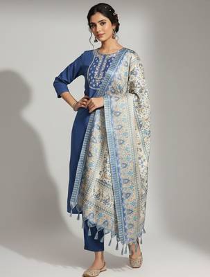 Women Ethnic Motifs Embroidered Regular Thread Work Kurta with Trousers & With Dupatta 1