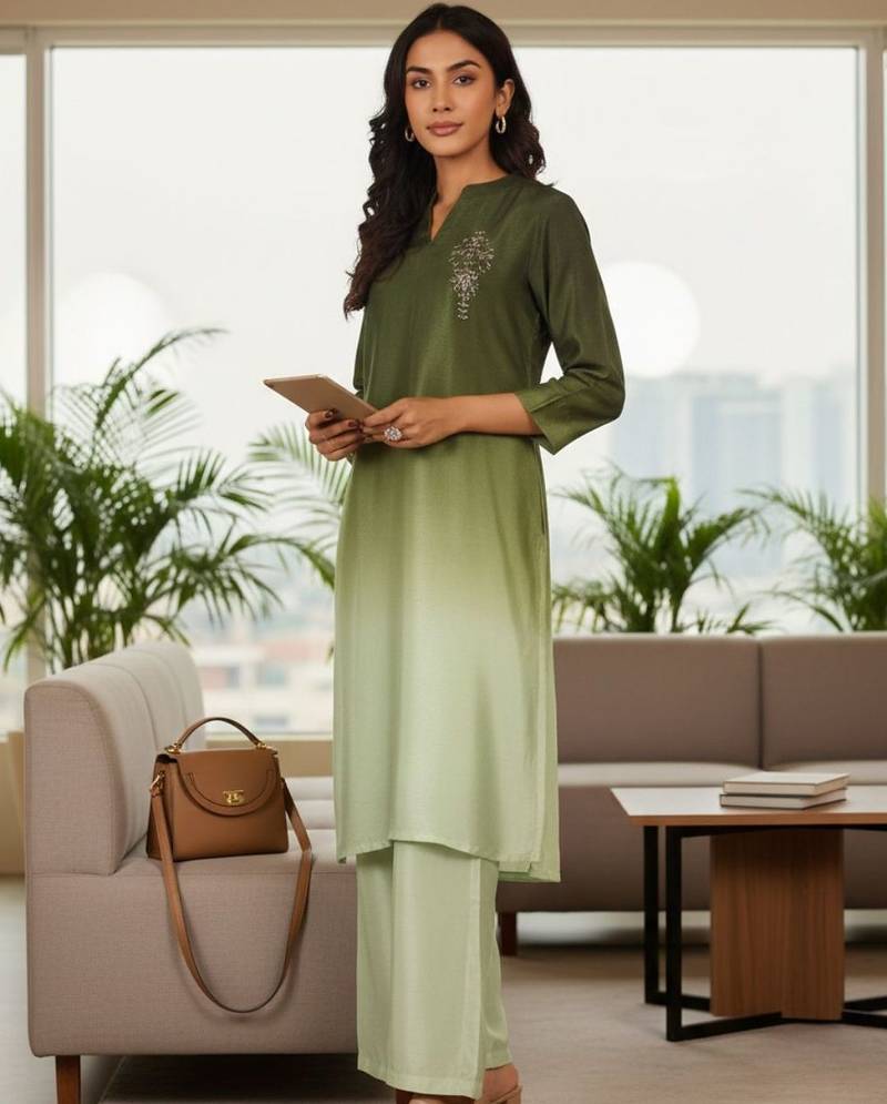 Women Ombre Dyed Regular Thread Work Kurta with Trousers