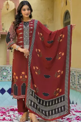 Women Ethnic Motifs Printed Regular Kurta with Trousers & With Dupatta