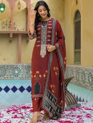 Women Ethnic Motifs Printed Regular Kurta with Trousers & With Dupatta 2