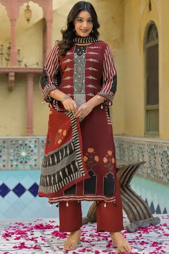 Women Ethnic Motifs Printed Regular Kurta with Trousers & With Dupatta
