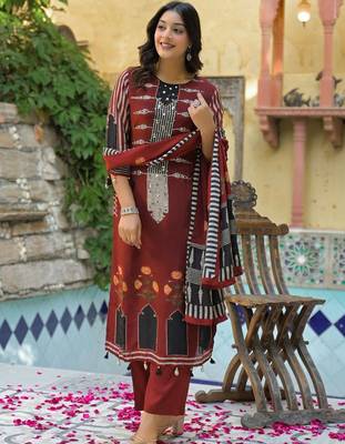 Women Ethnic Motifs Printed Regular Kurta with Trousers & With Dupatta 4
