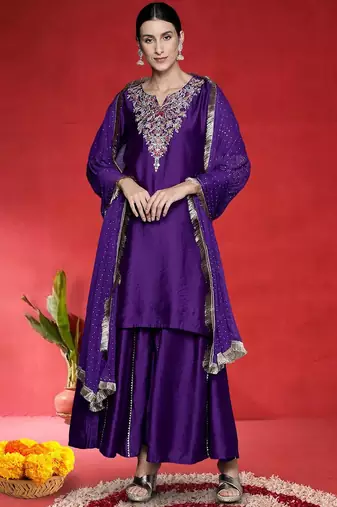 Women Floral Embroidered Kurta with Palazzos & Dupatta