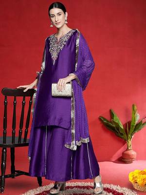 Women Floral Embroidered Kurta with Palazzos & Dupatta 6