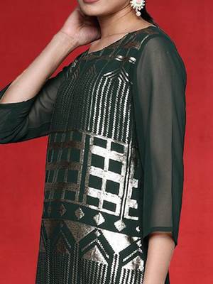 Women Printed Regular Sequinned Straight Kurta with Sharara & Dupatta 2