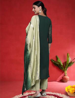 Women Printed Regular Sequinned Straight Kurta with Sharara & Dupatta 5