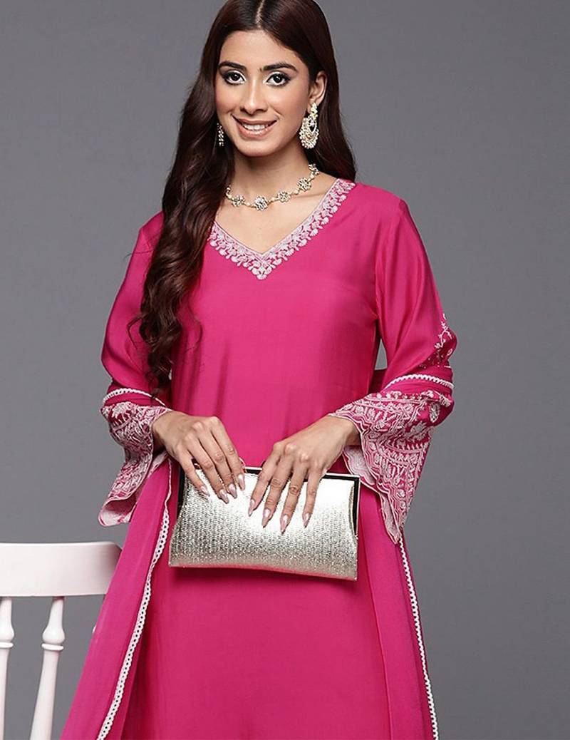 Women Floral Embroidered Thread Work Kurta with Embroidered Trousers & Dupatta