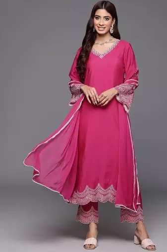 Women Floral Embroidered Thread Work Kurta with Embroidered Trousers & Dupatta