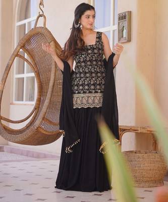 Black embroidered silk blend sleeveless short kurta sharara suit set with dupatta 2