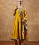 Women Yoke Design Regular Kurta with Trousers & With Dupatta